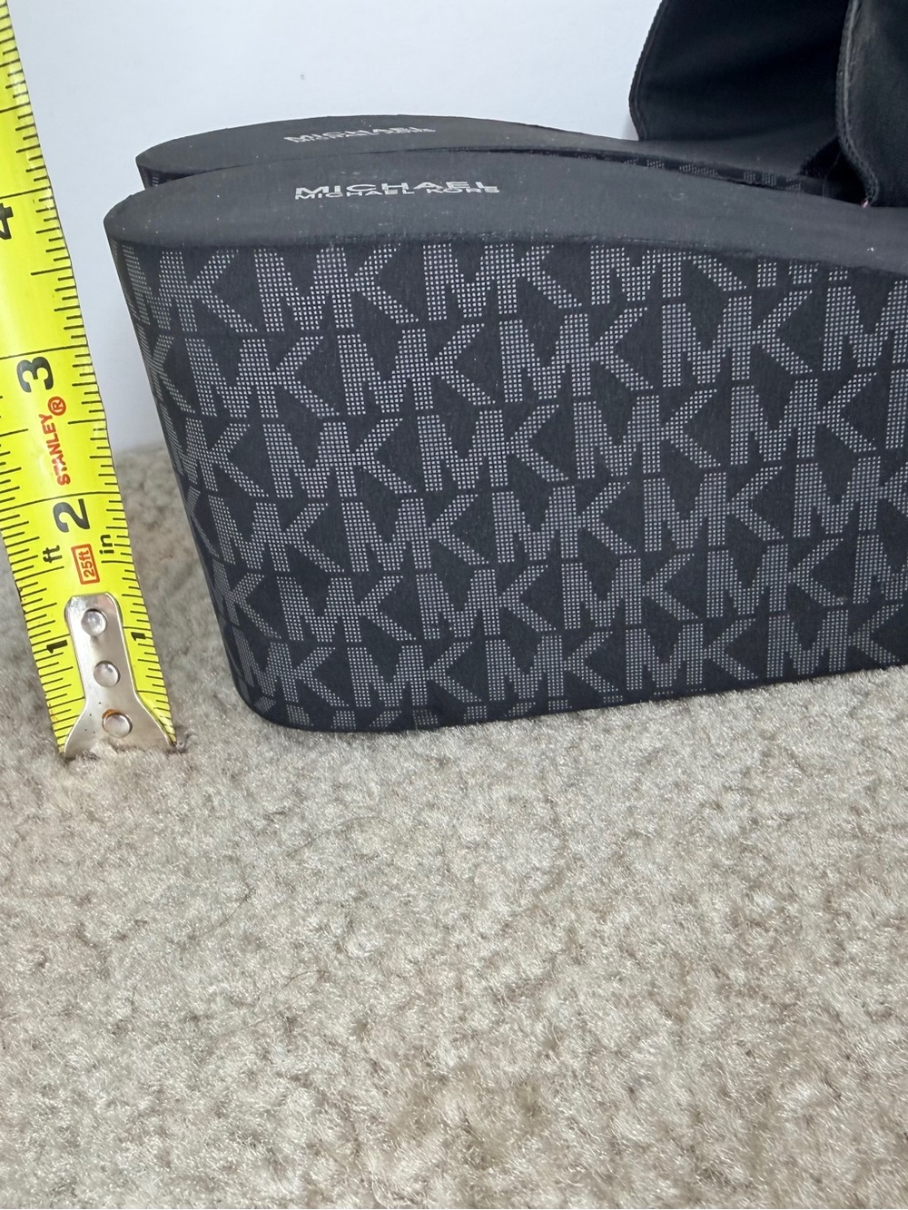 Michael Kors Women’s Slide Wedge Sandals Slip-On Logo Black Size 11